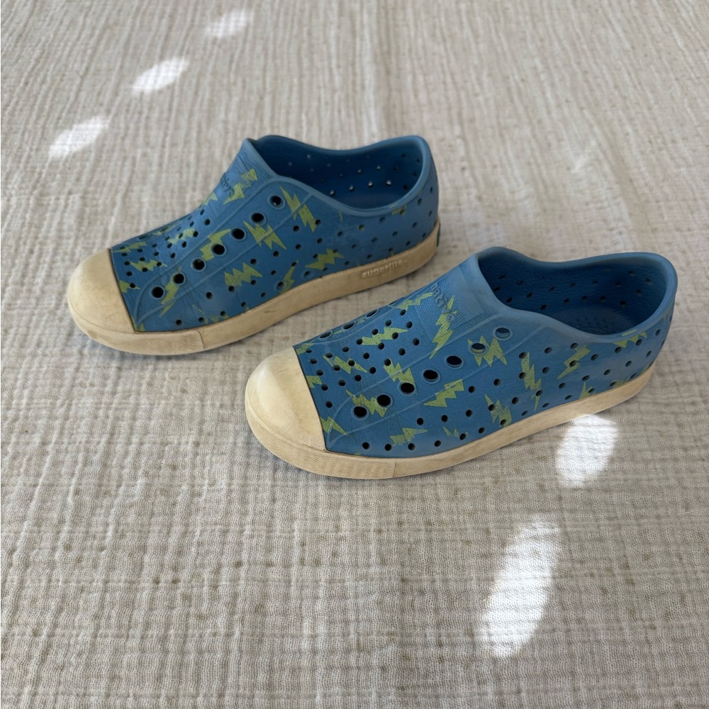 Native Kids Blue and Green Shoes